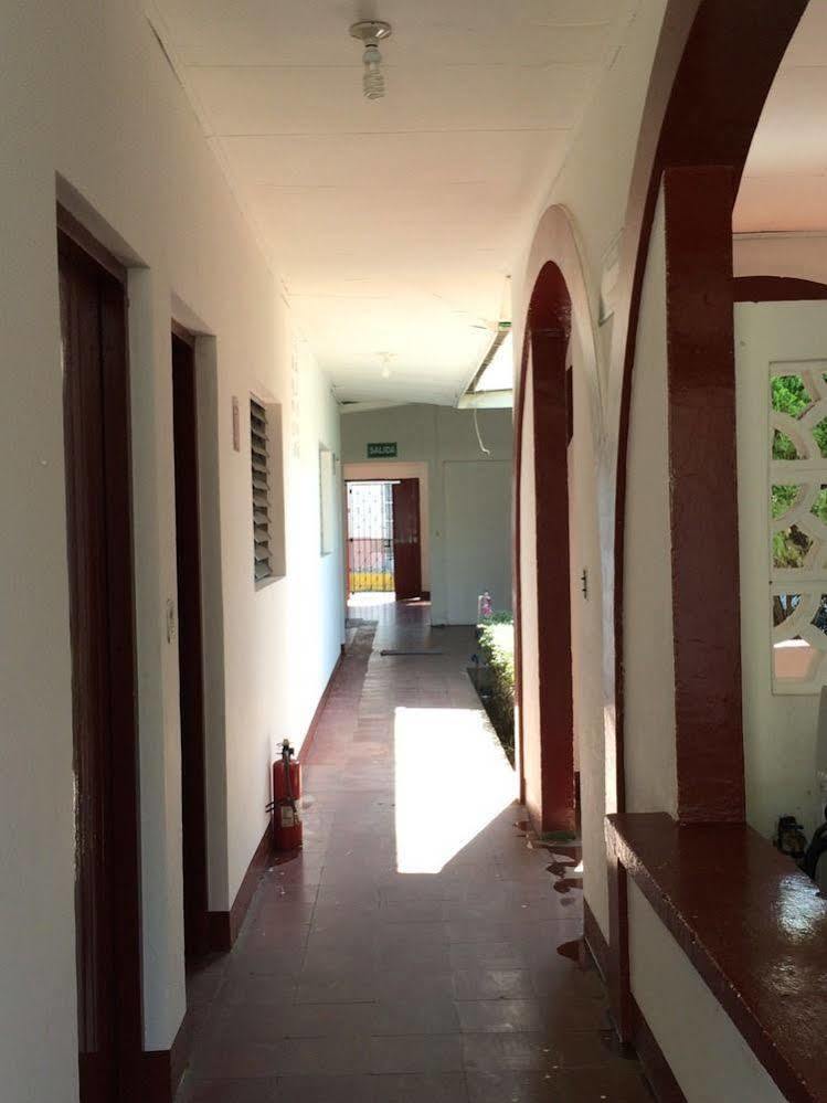 Cipres Guest House Леон Экстерьер фото